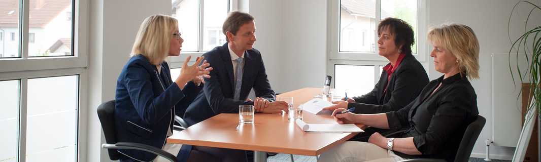 6-meeting.jpg